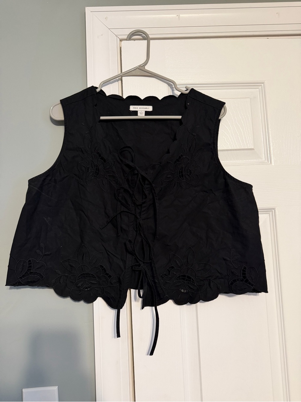 Black tie up vest